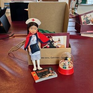 Pleasant Company (American Girl) Molly’s Christmas